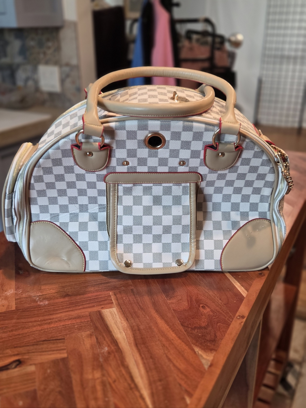 Checkerboard Doggie Travel Tote Bag in Cream and Beige